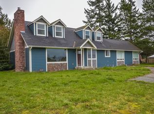 90 Vine St, Coupeville, WA 98239
