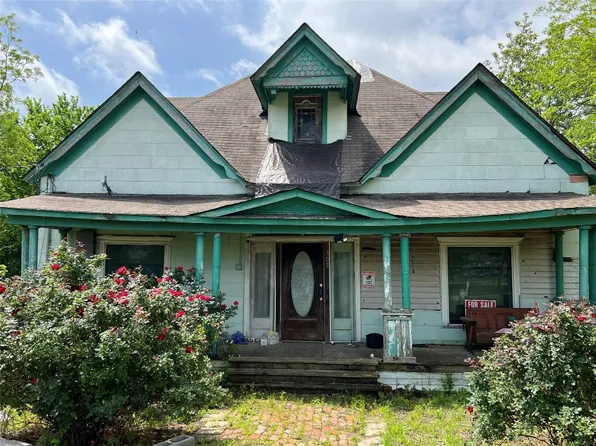 305 W Cockrell St, Celeste, TX 75423