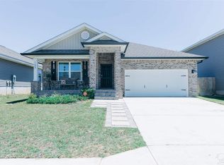 5689 Guinevere Ln, Milton, FL 32583
