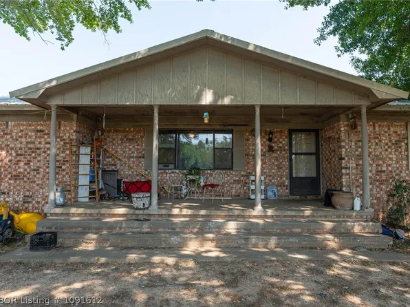 466903 Highway 141, Gans, OK 74936