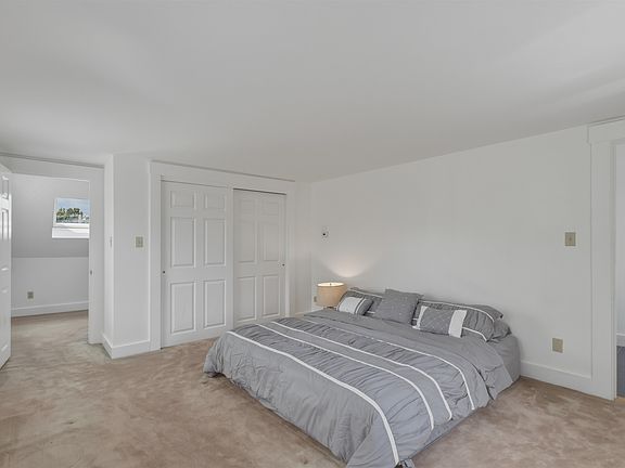 4th image of 59 Rollins Road