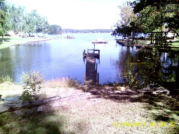 1718 Catclaw Ln, Ridgeway, SC 29130