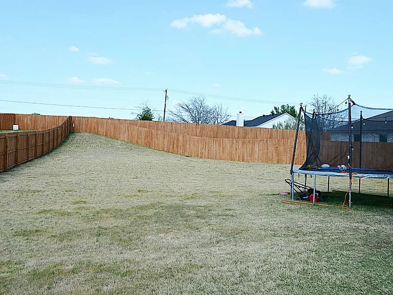 107 Logan Ct #B — Photo 24