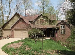 1501 Fox Hollow Dr, Martinsville, IN