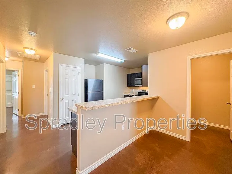 1571 Brady Way — Photo 3