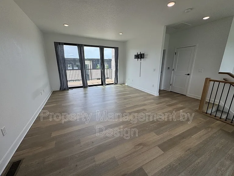 1371 Keosauqua Way #1 — Photo 6