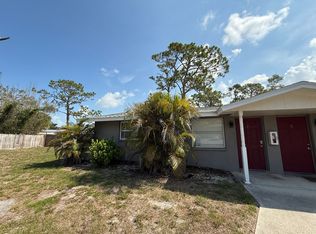 350 N Elm St APT 7, Englewood, FL 34223