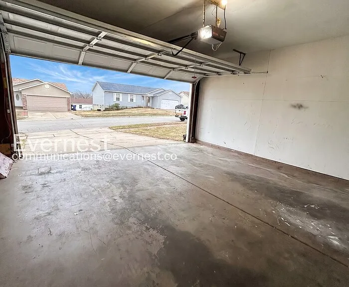 11635 Hazeloak Dr — Photo 17