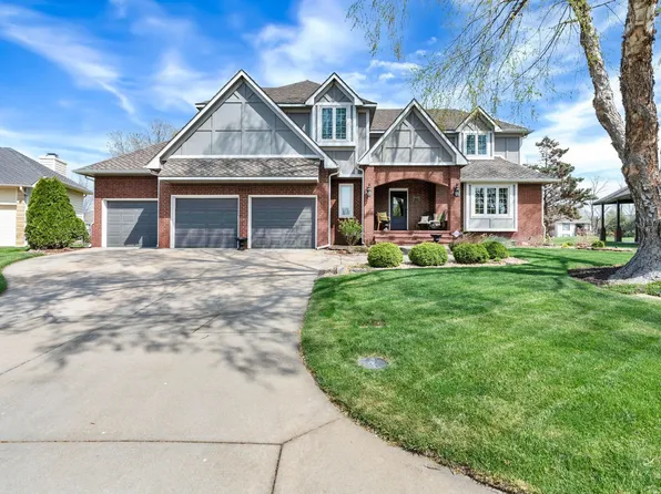 2522 N High Point Cir, Wichita, KS 67205