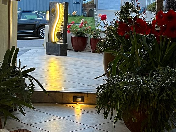 Looking back from upper main door.
Plenty of light.