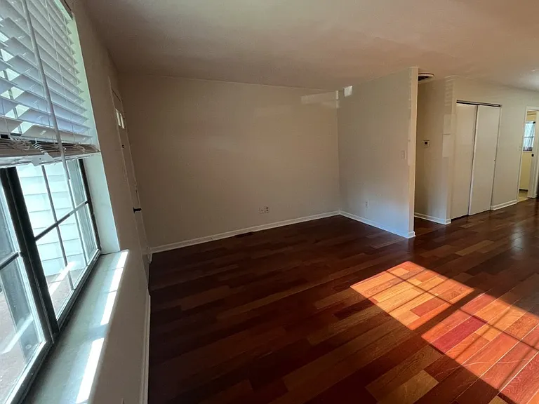 308 S Mechanic St #308 — Photo 5