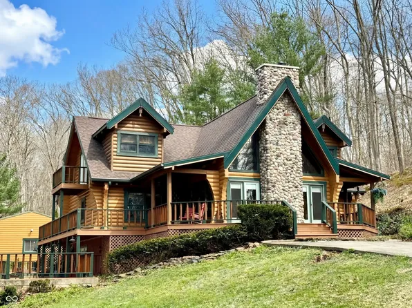 2901 N Pierce Dr, Solsberry, IN 47459