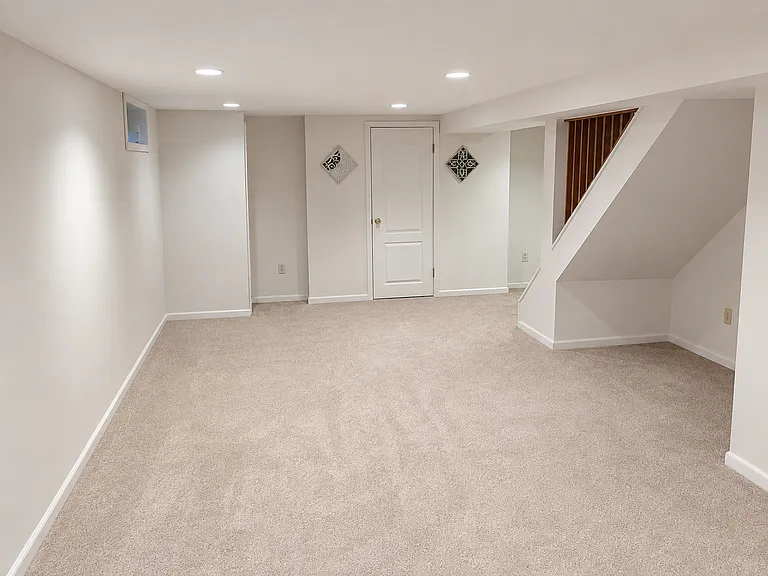 5 Dennison Pl — Photo 57