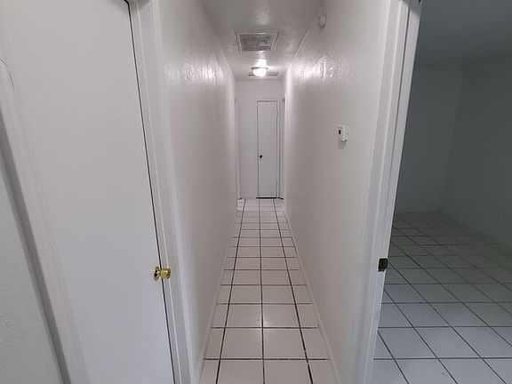 4th image of 2554 Pemberton Ct