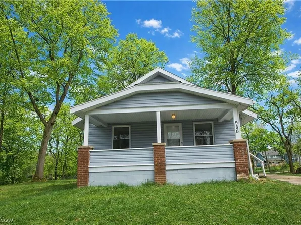 980 W La Clede Ave, Youngstown, OH 44511