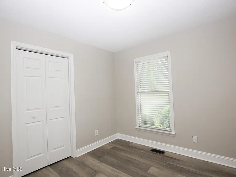 201 Sarason Pl — Photo 23