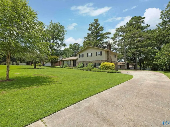 1201 Elm Cir, Albertville, AL 35950