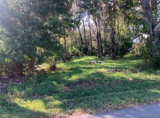 10515 W Oliver St, Homosassa, FL 34448