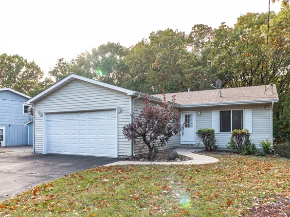 35242 N Moody St, Ingleside, IL 60041