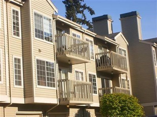 2nd image of 1275 SW 301st St #104