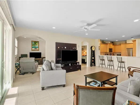 1493 SE Prestwick Ln #9-B, Port Saint Lucie, FL 34952