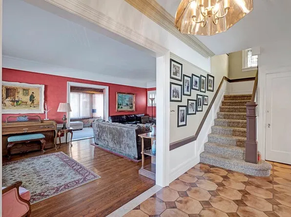 74 81st Street image 7 of 43