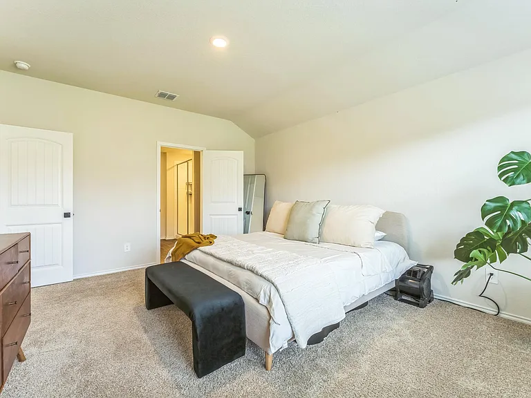 821 Bahia Pl — Photo 14