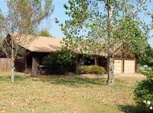 5 Simmons St, Vilonia, AR 72173