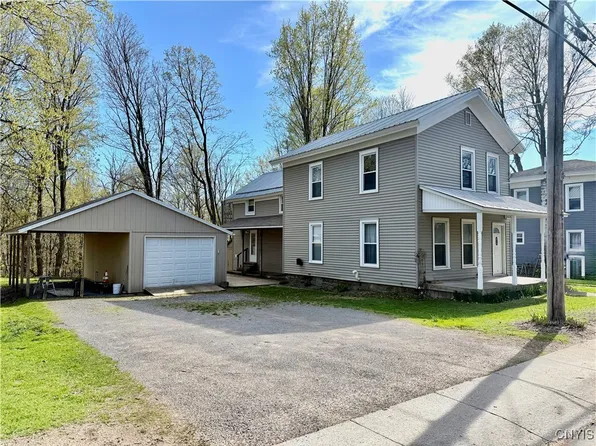 213 Salisbury St, Sandy Creek, NY 13145