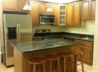 7126 196th St SW APT 11, Lynnwood, WA 98036