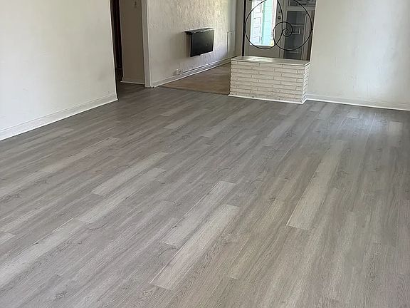 4th image of 660 Avenue C SW #660