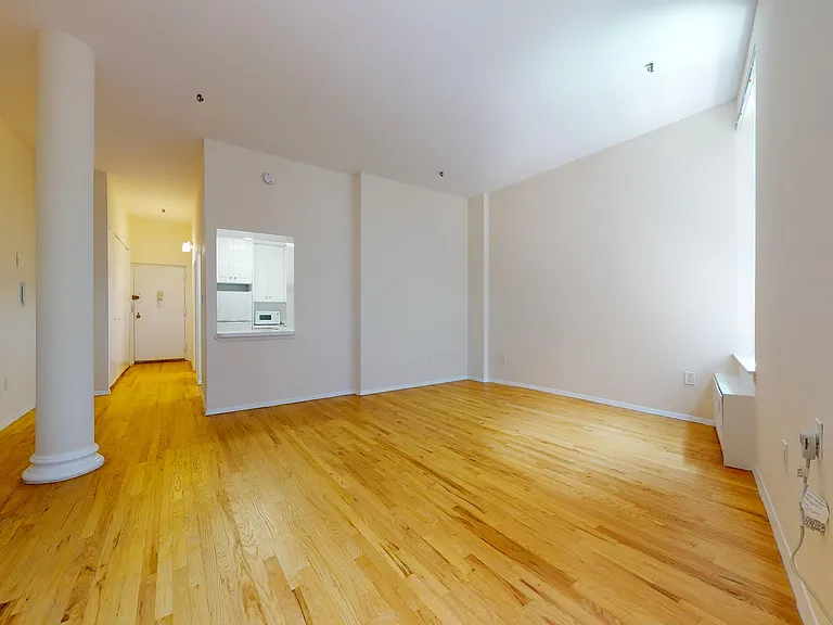 1 Astor Pl #3P — Photo 4