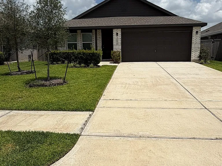26826 Zebra Grass Dr — Photo 1
