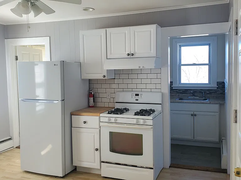 88 Oak St #2 — Photo 2