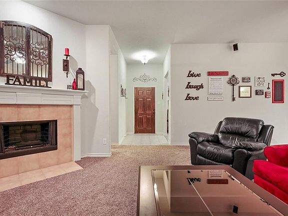 3rd image of 1477 Brittany Way
