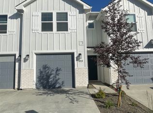 1715 N Solterra Ln, Meridian, ID 83646