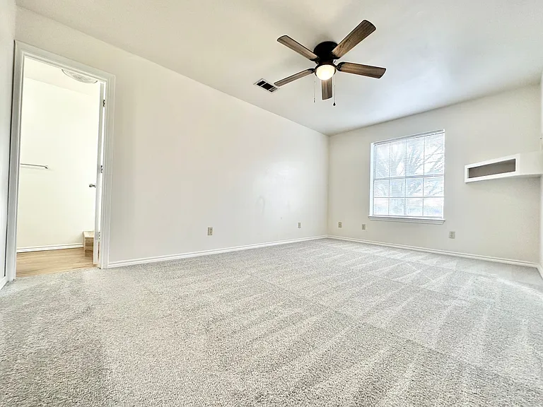 8869 Liberty Rd — Photo 11