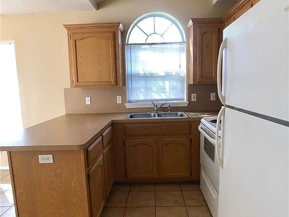 5th image of 808 N Cross Ln #4