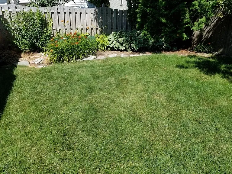 6015 N Shoreland Ave #3 — Photo 3
