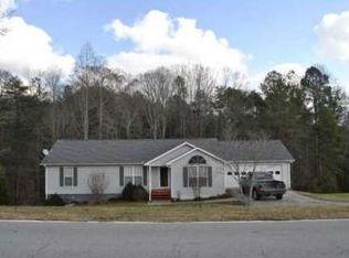 6688 Ben Parks Rd, Murrayville, GA 30564