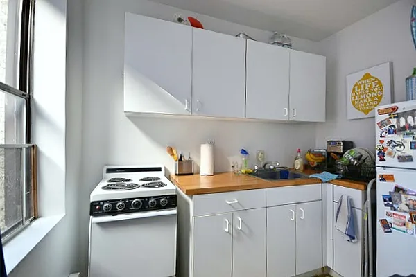 Rented by Bold New York | media 17