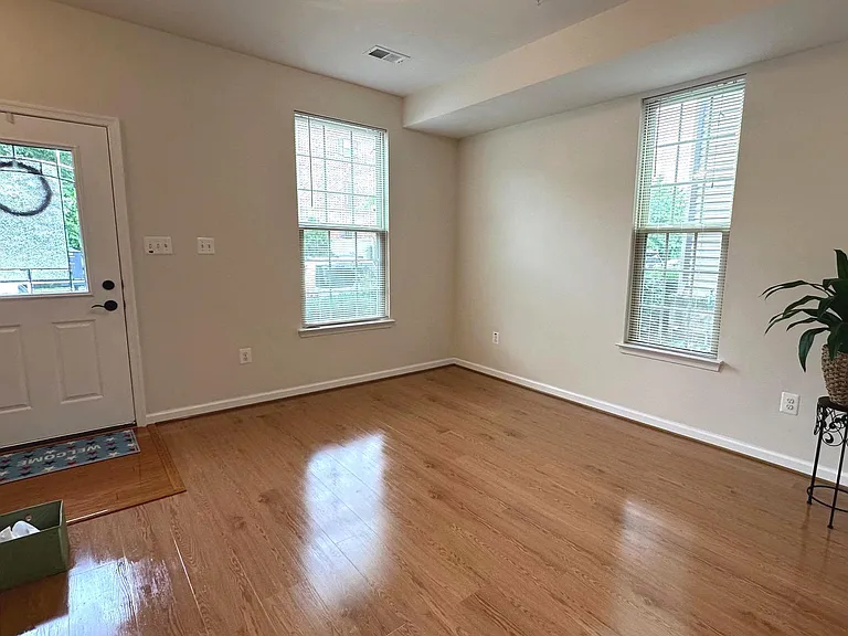 7343 Old Calvary Rd — Photo 7