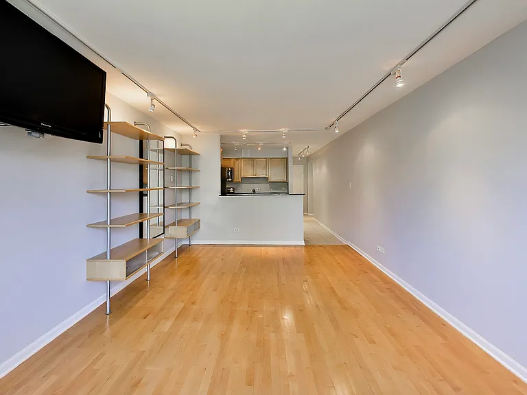 5854 N Kenmore Ave #4C — Photo 11
