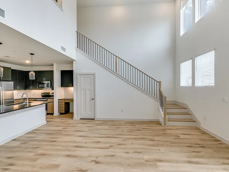 Burnett Lofts at Bishop Ridge — Photo 37