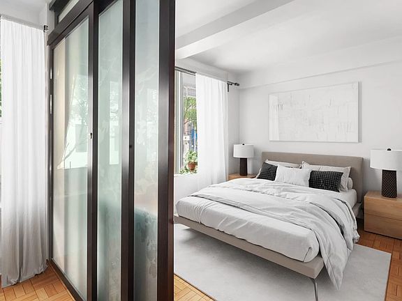 3rd image of 240 E 55th St APT 2G
