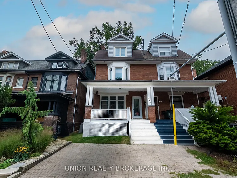 2471 Queen St E #UPPER — Photo 1