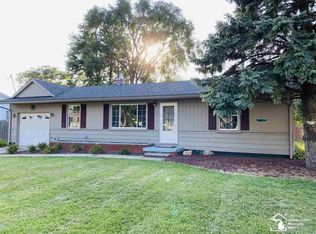 15425 Parkside St, Monroe, MI 48161