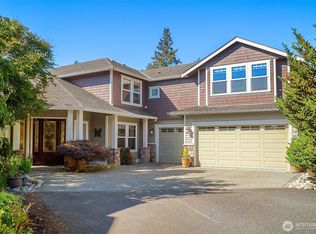 9815 224th St SW, Edmonds, WA 98020