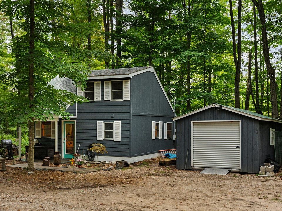 2209 Beals Lake Dr, East Jordan, MI 49727 MLS 1917163 Zillow