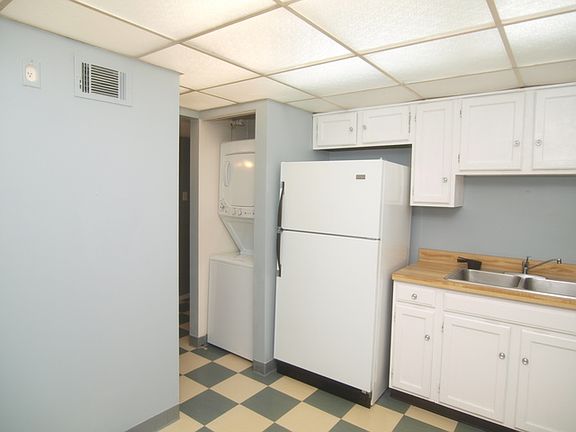 3rd image of 14509 Sussex Ct W #G2